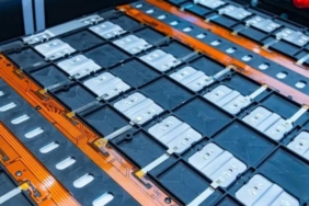 Katı Hal Pil Teknolojisinde Devrim Niteliğinde Gelişme! Lityum-Alüminyum Alaşımlarıyla Yeni Dönem Başlıyor 5 kati-hal-pil-teknolojisinde-devrim-niteliginde-gelisme-lityum-aluminyum-alasimlariyla-yeni-donem-basliyor-Y6Cxm3NB.jpg