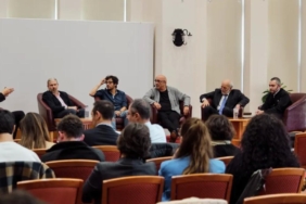 Koç Üniversitesi, “Kuantum Teknolojileri ve İnovasyonun Geleceği Zirvesi”ne Ev Sahipliği Yaptı 3 koc-universitesi-kuantum-teknolojileri-ve-inovasyonun-gelecegi-zirvesine-ev-sahipligi-yapti-QA4VqgJb.jpg