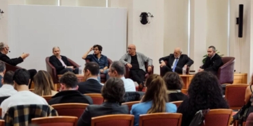 Koç Üniversitesi, “Kuantum Teknolojileri ve İnovasyonun Geleceği Zirvesi”ne Ev Sahipliği Yaptı 5 koc-universitesi-kuantum-teknolojileri-ve-inovasyonun-gelecegi-zirvesine-ev-sahipligi-yapti-QA4VqgJb.jpg