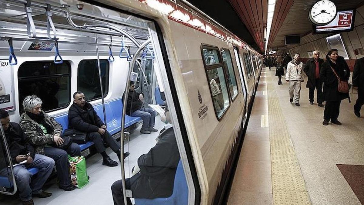 Papa 14. Leo İstanbul’da: Sultanahmet ziyareti için yollar ve bazı metro istasyonları kapatıldı 2 papa-14-leo-istanbulda-sultanahmet-ziyareti-icin-yollar-ve-bazi-metro-istasyonlari-kapatildi-GkNmLnsi.jpg