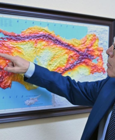 Sındırgı’da Deprem Fırtınası! Üç Ayda 15 Binden Fazla Sarsıntı Kaydedildi 2 sindirgida-deprem-firtinasi-uc-ayda-15-binden-fazla-sarsinti-kaydedildi-8tMBuRMZ.jpg