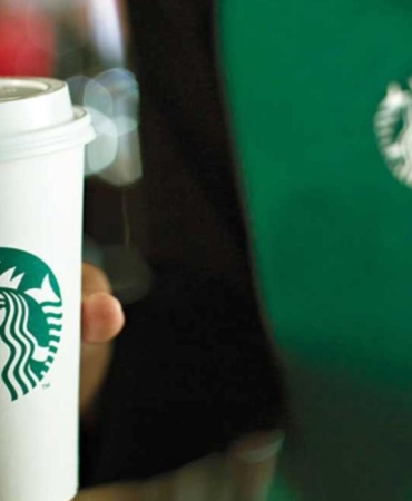 Starbucks Çalışanları “Red Cup Day”de Greve Gidiyor 2 starbucks-calisanlari-red-cup-dayde-greve-gidiyor-7H8Ipj9h.jpg
