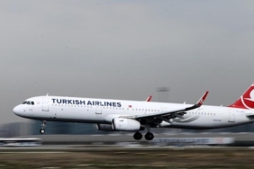 THY Amman’da acentelerini ödüllendirdi! Sefer sayısı 28’e ulaştı, iş birliği büyüyerek devam ediyor 1 thy-ammanda-acentelerini-odullendirdi-sefer-sayisi-28e-ulasti-is-birligi-buyuyerek-devam-ediyor-7RP7a9yg.jpg