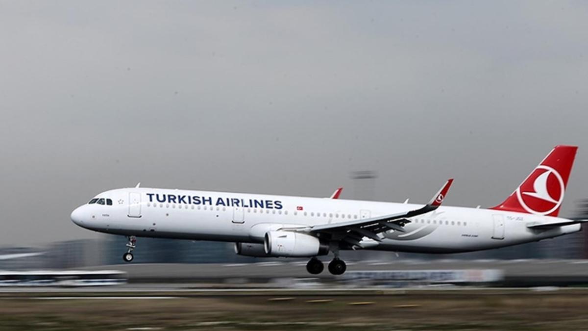 THY Amman’da acentelerini ödüllendirdi! Sefer sayısı 28’e ulaştı, iş birliği büyüyerek devam ediyor 2 thy-ammanda-acentelerini-odullendirdi-sefer-sayisi-28e-ulasti-is-birligi-buyuyerek-devam-ediyor-7RP7a9yg.jpg