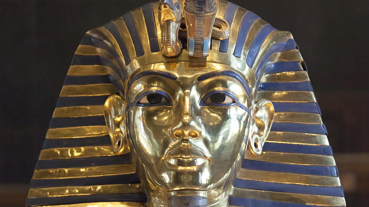Tutankhamun’un Yüzünün Bulunduğu Antik Kolye, Kayıp Kraliyet Ritüellerine Işık Tuttu 2 tutankhamunun-yuzunun-bulundugu-antik-kolye-kayip-kraliyet-rituellerine-isik-tuttu-yzD4Park.jpg