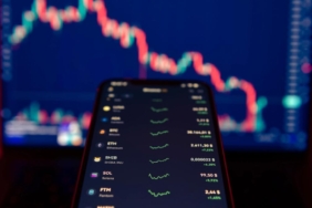 21Shares kripto piyasasında yeni hamle yapıyor! İki farklı DeFi fonu Avrupa’da işleme açıldı 3 21shares-kripto-piyasasinda-yeni-hamle-yapiyor-iki-farkli-defi-fonu-avrupada-isleme-acildi-Lrd5PeSt.jpg