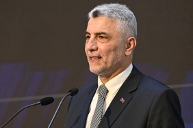 Bakan Bolat: Türkiye–ABD ticaretinde 100 milyar dolar hedefi için yol haritası netleşiyor 2 bakan-bolat-turkiyeabd-ticaretinde-100-milyar-dolar-hedefi-icin-yol-haritasi-netlesiyor-Umnn5MU7.jpg
