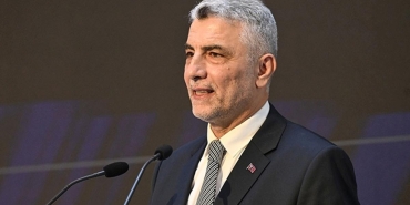 Bakan Bolat: Türkiye–ABD ticaretinde 100 milyar dolar hedefi için yol haritası netleşiyor 9 bakan-bolat-turkiyeabd-ticaretinde-100-milyar-dolar-hedefi-icin-yol-haritasi-netlesiyor-Umnn5MU7.jpg