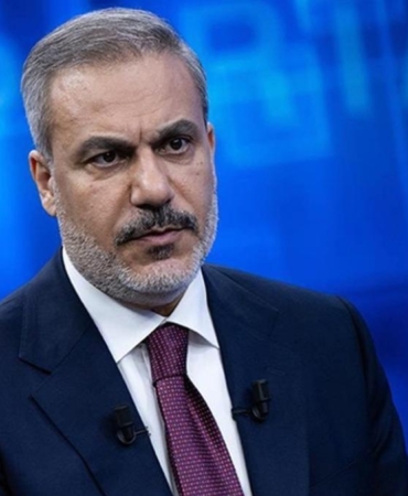 Bakan Fidan’dan Doha’da kritik mesajlar “Suriye’de iki ordu olmaz, CAATSA engelini aşacağız” 9 bakan-fidandan-dohada-kritik-mesajlar-suriyede-iki-ordu-olmaz-caatsa-engelini-asacagiz-Zg6UugKU.jpg