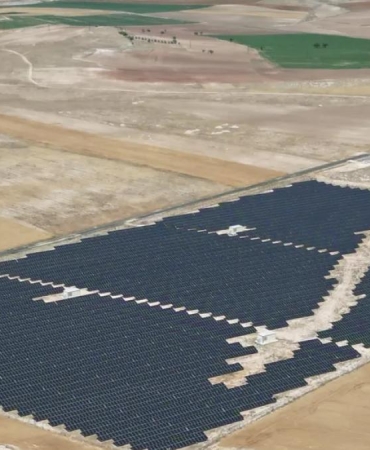 CW Enerji Nevşehir’de 14,3 MW gücündeki arazi GES’i devreye aldı 5 cw-enerji-nevsehirde-143-mw-gucundeki-arazi-gesi-devreye-aldi-Vvc4H4kS.jpg