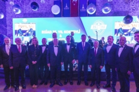 EGİAD 35. yıl kutlaması İzmir’de yeni vizyon mesajlarıyla öne çıktı 2 egiad-35-yil-kutlamasi-izmirde-yeni-vizyon-mesajlariyla-one-cikti-WhSN5qHq.jpg