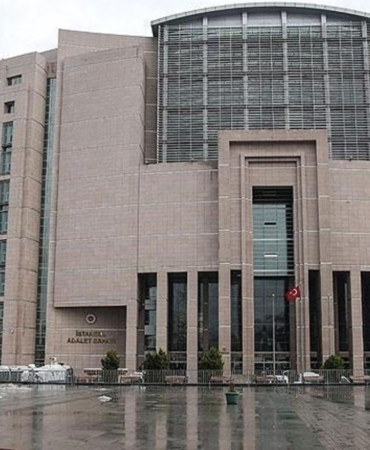 Elektronik para şirketine yasa dışı bahis ve aklama operasyonu 8 elektronik-para-sirketine-yasa-disi-bahis-ve-aklama-operasyonu-R32lK54T.jpg