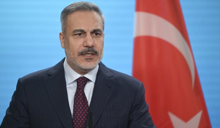Hakan Fidan Doha’da sahneye çıkıyor! Türkiye arabuluculuk ve bölgesel güvenlik için mesaj verecek 6 hakan-fidan-dohada-sahneye-cikiyor-turkiye-arabuluculuk-ve-bolgesel-guvenlik-icin-mesaj-verecek-Uw5l5w1v.jpg