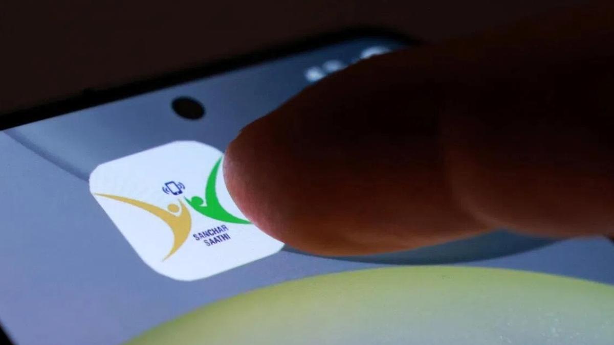Hindistan hükümeti akıllı telefonlarda uydu konum takibini zorunlu hale getirmeyi tartışıyor 2 hindistan-hukumeti-akilli-telefonlarda-uydu-konum-takibini-zorunlu-hale-getirmeyi-tartisiyor-Gzr2npEL.jpg