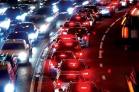 İstanbul'da akşam trafiği kilitlendi yoğunluk yüzde 72’yi gördü 1 istanbulda-aksam-trafigi-kilitlendi-yogunluk-yuzde-72yi-gordu-Gtd3Mjzm.jpg