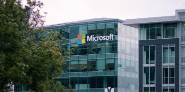 microsofttan-buyuk-karbon-hamlesi-ZT14mQP2.jpg