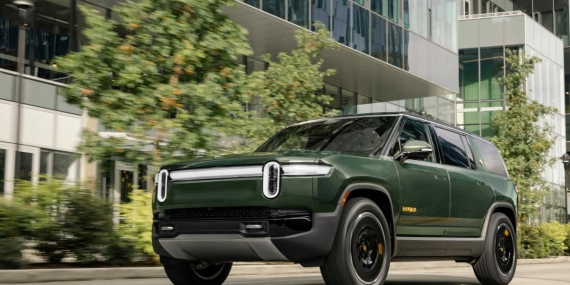 Rivian, araç içi yapay zeka asistanını 2026’da devreye alıyor