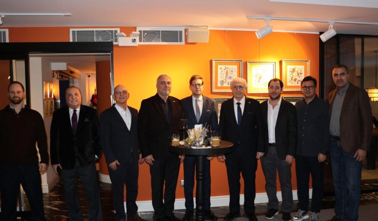 Tekstil sektörü kan kaybını tasarım, sürdürülebilirlik ve yapay zeka ile durdurmayı hedefliyor 1 tekstil-sektoru-kan-kaybini-tasarim-surdurulebilirlik-ve-yapay-zeka-ile-durdurmayi-hedefliyor-pRc1I73q.jpg