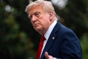 Trump yönetiminin USCIS’e ayda yüzlerce vatandaşlıktan çıkarma davası hedefi verdiği öne sürüldü 6 trump-yonetiminin-uscise-ayda-yuzlerce-vatandasliktan-cikarma-davasi-hedefi-verdigi-one-suruldu-xYQOmxC8.jpg