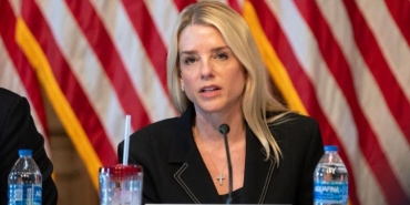 ABD’den Maduro ve eşine ağır suçlamalar! Amerikan mahkemelerinde yargılanacaklar 11 abdden-maduro-ve-esine-agir-suclamalar-amerikan-mahkemelerinde-yargilanacaklar-mPsEBIV7.jpg