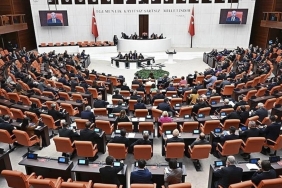 AK Parti’den emekli maaşı ve site aidatları için kritik kanun teklifi 1 ak-partiden-emekli-maasi-ve-site-aidatlari-icin-kritik-kanun-teklifi-6SiH2Ivx.jpg