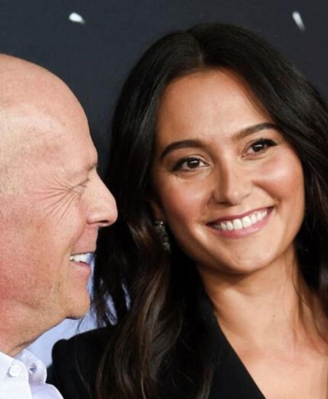 emma-heming-willis-acikladi-bruce-willis-hastaliginin-farkinda-degil-v8inrSwu.jpg