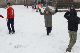 Erzurum’da yoğun kar nedeniyle eğitime ara verildi 3 erzurumda-yogun-kar-nedeniyle-egitime-ara-verildi-JQwqT9PV.jpg