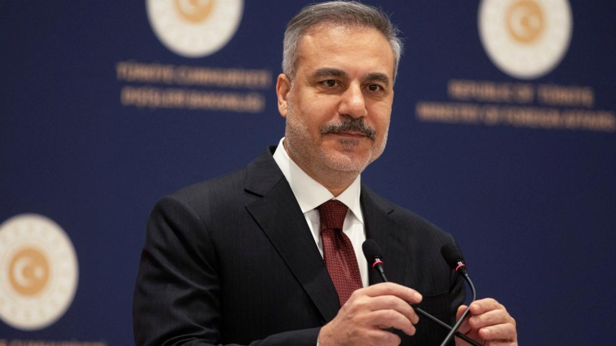 Hakan Fidan Suriye sonrası denklemi anlattı 2 hakan-fidan-suriye-sonrasi-denklemi-anlatti-stt4NuXp.jpg