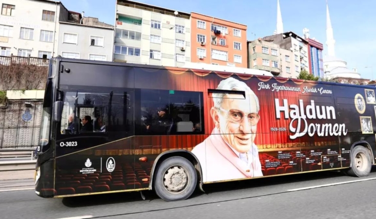 iettden-haldun-dormene-anlamli-saygi-otobusu-LsIQ4Su6.jpg