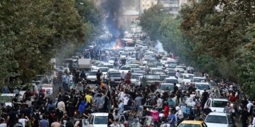 iranda-ekonomik-kriz-protestolari-buyuyor-nOBRTm8l.jpg