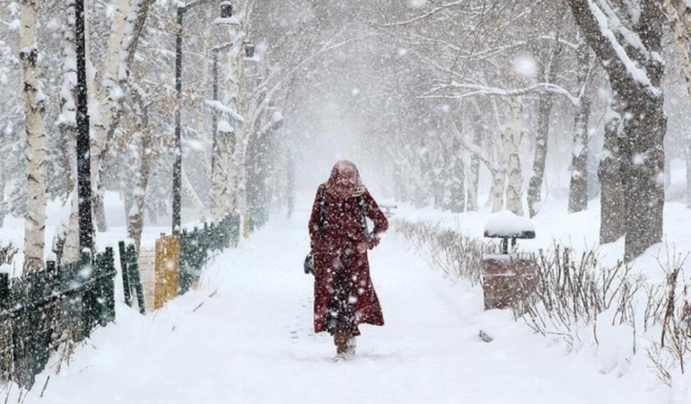 istanbulda-kar-tarihi-netlesti-20-il-icin-alarm-verildi-cG1aBpB9.jpg