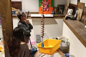 Nilüfer’in Konuk Sanatçı Programında Burçak Bingöl Genç Sanatçılarla Buluştu 4 niluferin-konuk-sanatci-programinda-burcak-bingol-genc-sanatcilarla-bulustu-Gt143kv3.jpg