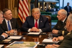 Trump Venezuela hamleleri öncesinde Mar-a-Lago’da kritik güvenlik toplantısı yaptı 1 trump-venezuela-hamleleri-oncesinde-mar-a-lagoda-kritik-guvenlik-toplantisi-yapti-qiZJbs2r.jpg