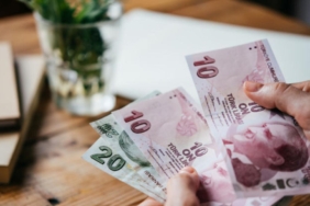 Türk-İş Raporu Ocak Tablosunu Ortaya Koydu! Açlık Sınırı 31 Bin TL’yi Aştı, Geçim Açığı Derinleşiyor 1 turk-is-raporu-ocak-tablosunu-ortaya-koydu-aclik-siniri-31-bin-tlyi-asti-gecim-acigi-vwkRcCBD.jpg
