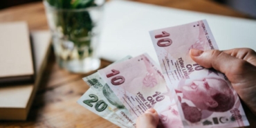 Türk-İş Raporu Ocak Tablosunu Ortaya Koydu! Açlık Sınırı 31 Bin TL’yi Aştı, Geçim Açığı Derinleşiyor 11 turk-is-raporu-ocak-tablosunu-ortaya-koydu-aclik-siniri-31-bin-tlyi-asti-gecim-acigi-vwkRcCBD.jpg