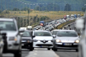 turkiye-trafik-kayitlari-2025-tasit-sayisinda-net-degisimler-ve-egilimler-9M46SYIx.jpg