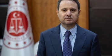 akin-gurlek-adalet-bakanligi-gorevine-atandi-ONIzgHxs.jpg
