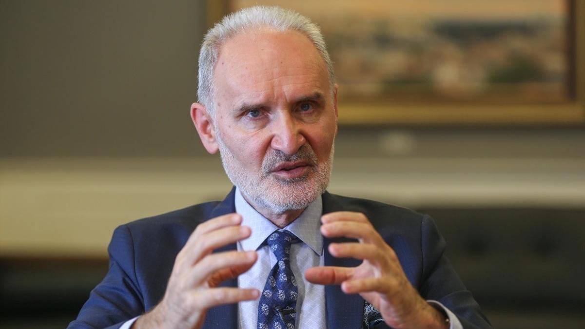 Avdagiç’ten Gümrük Birliği Çağrısı Vize Serbestisi ve STA Krizi İçin Acil Adım Mesajı 2 avdagicten-gumruk-birligi-cagrisi-vize-serbestisi-ve-sta-krizi-icin-acil-adim-mesaji-zuNYQbG9.jpg