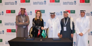 BAYEGAN ve Tasnee Türkiye Petrokimya Pazarındaki Stratejik Ortaklığını Yeniledi 15 bayegan-ve-tasnee-turkiye-petrokimya-pazarindaki-stratejik-ortakligini-yeniledi-r6rxwPdG.jpg