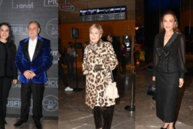 Devrim Erbil’in Sanat Yolculuğu Beyazperdede! Gala Zorlu PSM’de Yapıldı 1 devrim-erbilin-sanat-yolculugu-beyazperdede-gala-zorlu-psmde-yapildi-ZtkpM6Lx.jpg
