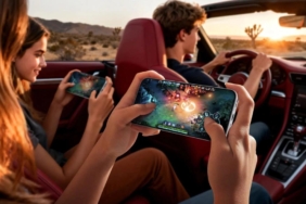 oppo-reno15-serisi-coloros-16-ile-6-yillik-akicilik-vaat-ediyor-wtWcTDJ5.jpg
