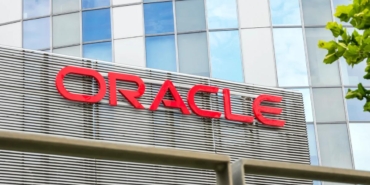 Oracle yapay zekâ yarışında veri merkezi hamlesini 50 milyar dolarlık finansman planıyla güçlendiriyor 10 oracle-yapay-zek-yarisinda-veri-merkezi-hamlesini-50-milyar-dolarlik-finansman-planiyla-guclendiriyor-gDIObItG.jpg