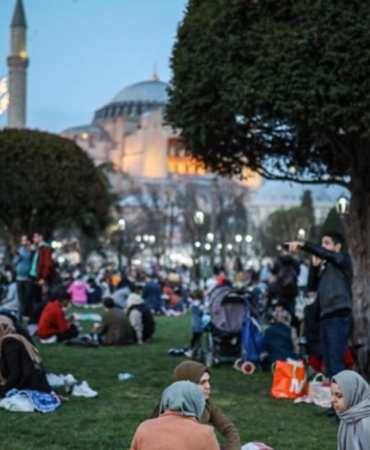 Ramazan 2026 ne zaman başlıyor İlk sahur ve iftar saatleri belli oldu 10 ramazan-2026-ne-zaman-basliyor-ilk-sahur-ve-iftar-saatleri-belli-oldu-fwlQSNL1.jpg