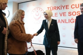 Bakan Göktaş personelle bayramlaştı birlik ve dayanışma vurgusu yaptı 3 bakan-goktas-personelle-bayramlasti-birlik-ve-dayanisma-vurgusu-yapti-bPk8aevj.jpg