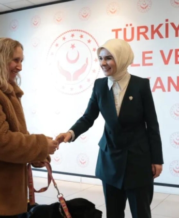 Bakan Göktaş personelle bayramlaştı birlik ve dayanışma vurgusu yaptı 4 bakan-goktas-personelle-bayramlasti-birlik-ve-dayanisma-vurgusu-yapti-bPk8aevj.jpg