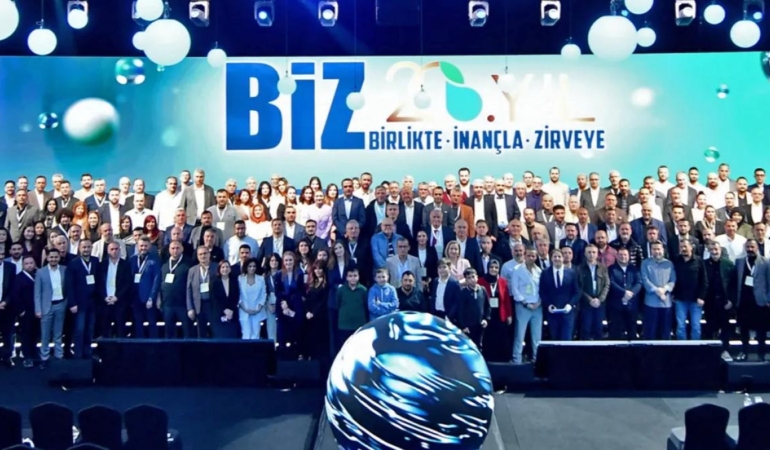 Beyaz Kâğıt 20. yılını Antalya’da kutladı büyüme hedeflerini ve yeni ürünlerini açıkladı 6 beyaz-k-git-20-yilini-antalyada-kutladi-buyume-hedeflerini-ve-yeni-urunlerini-acikladi-1j2pBykM.jpg