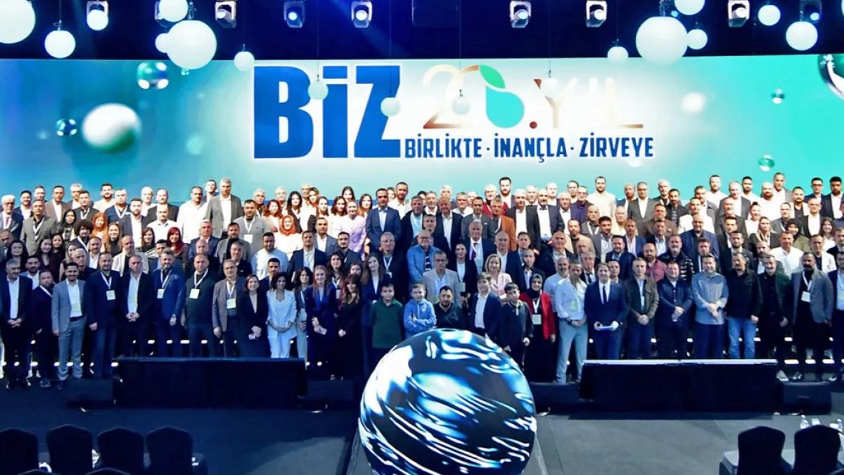 Beyaz Kâğıt 20. yılını Antalya’da kutladı büyüme hedeflerini ve yeni ürünlerini açıkladı 2 beyaz-k-git-20-yilini-antalyada-kutladi-buyume-hedeflerini-ve-yeni-urunlerini-acikladi-1j2pBykM.jpg