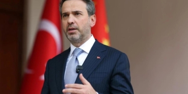 Hürmüz gerilimi sonrası petrol fiyatları dalgalandı Bakan Bayraktar’dan enerji arzı açıklaması 8 hurmuz-gerilimi-sonrasi-petrol-fiyatlari-dalgalandi-bakan-bayraktardan-enerji-arzi-aciklamasi-CkVHMjAR.jpg