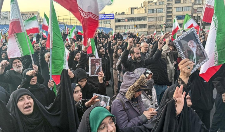 İran’dan Sert Mesaj Hamaney’e Yönelik Saldırı “Cezasız Kalmayacak” 1 irandan-sert-mesaj-hamaneye-yonelik-saldiri-cezasiz-kalmayacak-dtTv2k2q.jpg