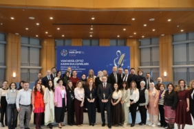 İş Bankası ve FAO kadın çiftçiler için güçlerini birleştirdi 3 is-bankasi-ve-fao-kadin-ciftciler-icin-guclerini-birlestirdi-3WuUVWh8.jpg